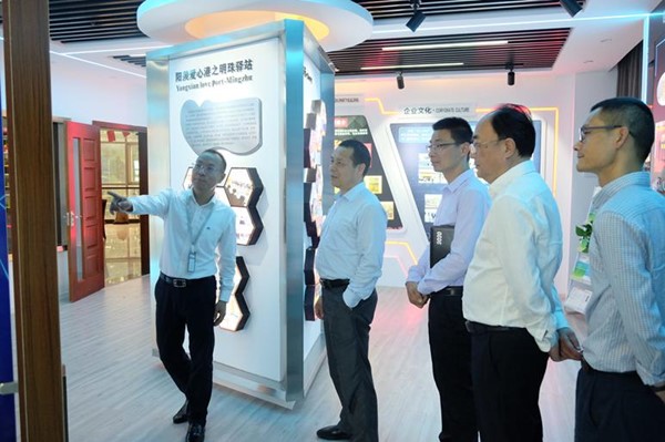 深化交流合作 推动共赢发展